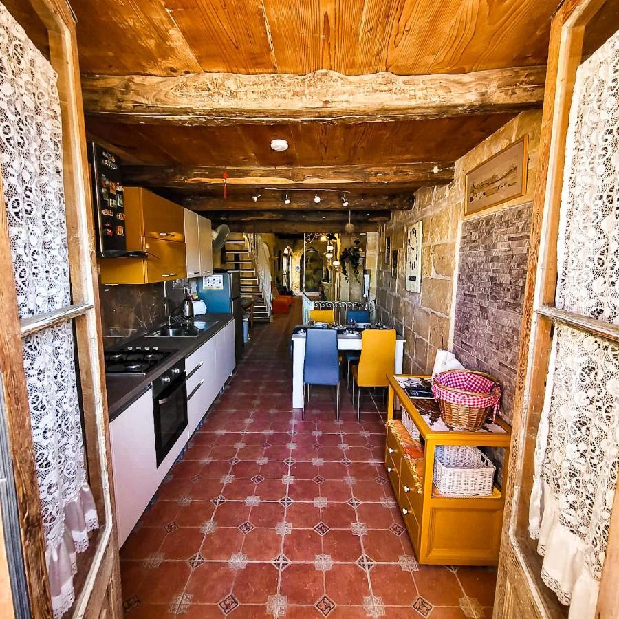1500 Little Pink House In Kalkara Creekヴィラ エクステリア 写真