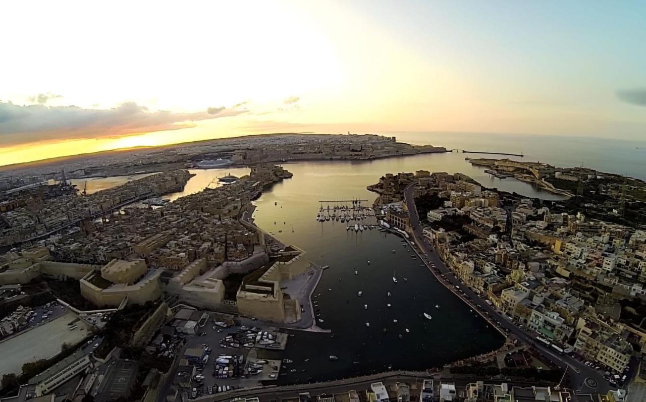 1500 Little Pink House In Kalkara Creekヴィラ エクステリア 写真